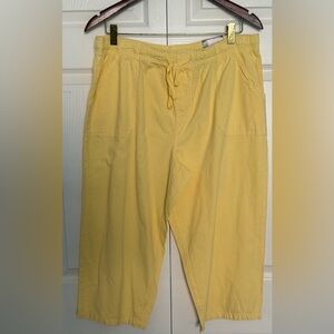 NWT Basic Editions Yellow Capri Pants - Size Large